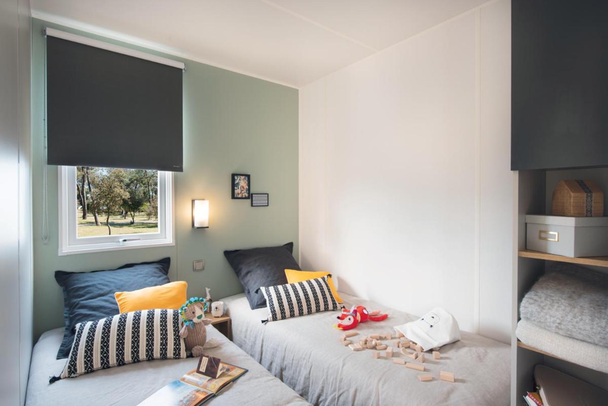 Camping Les Hautes Prairies Lourmarin Eksteriør billede